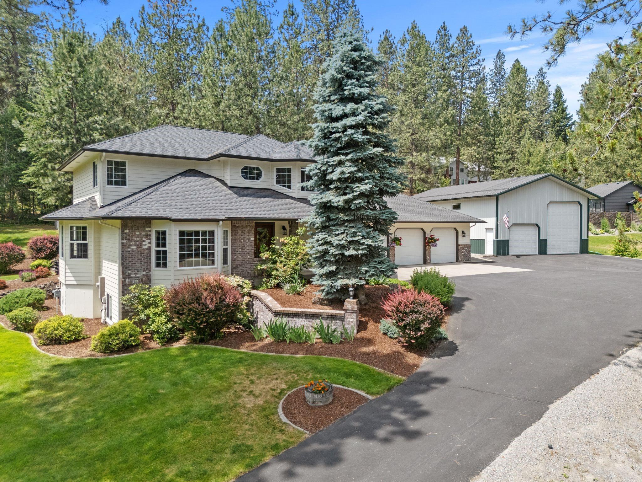 Property Photo: 9015 N Murray Rd WA 99025