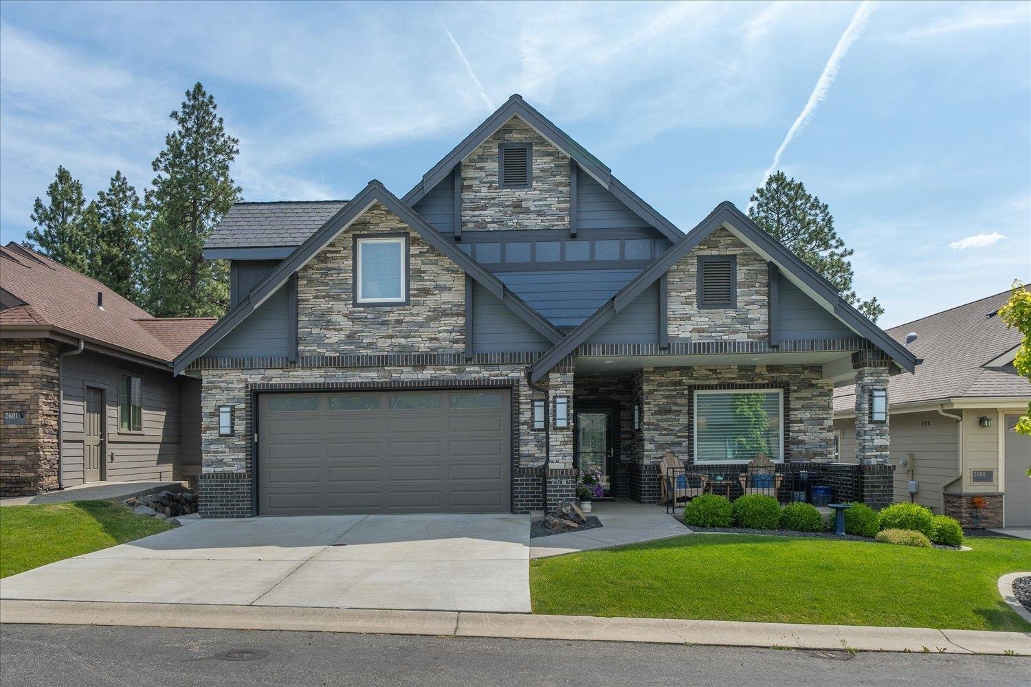 Property Photo: 2605 S Cherrytree Ln WA 99203