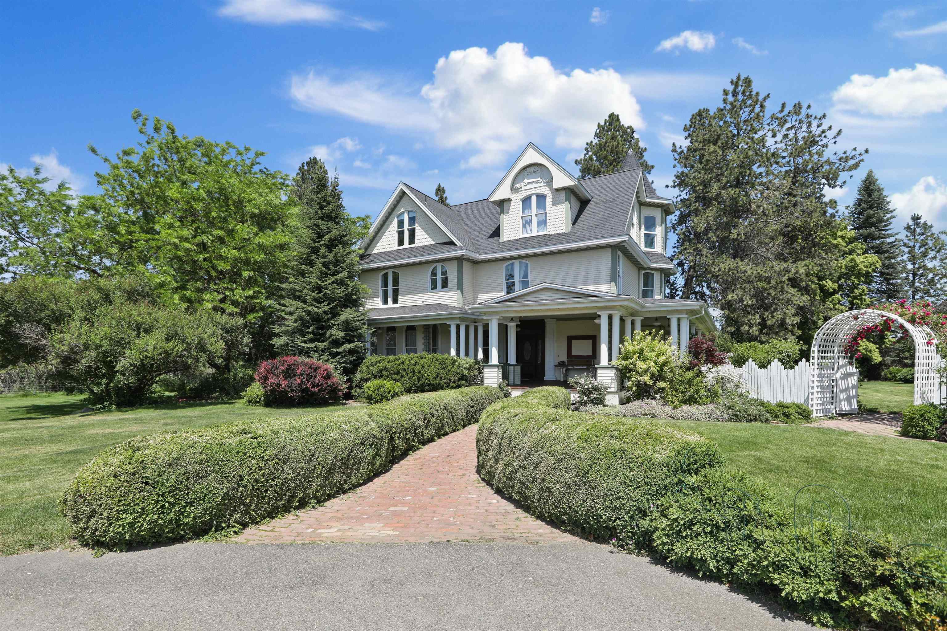 Property Photo:  7704 N Bruce Rd  WA 99217 