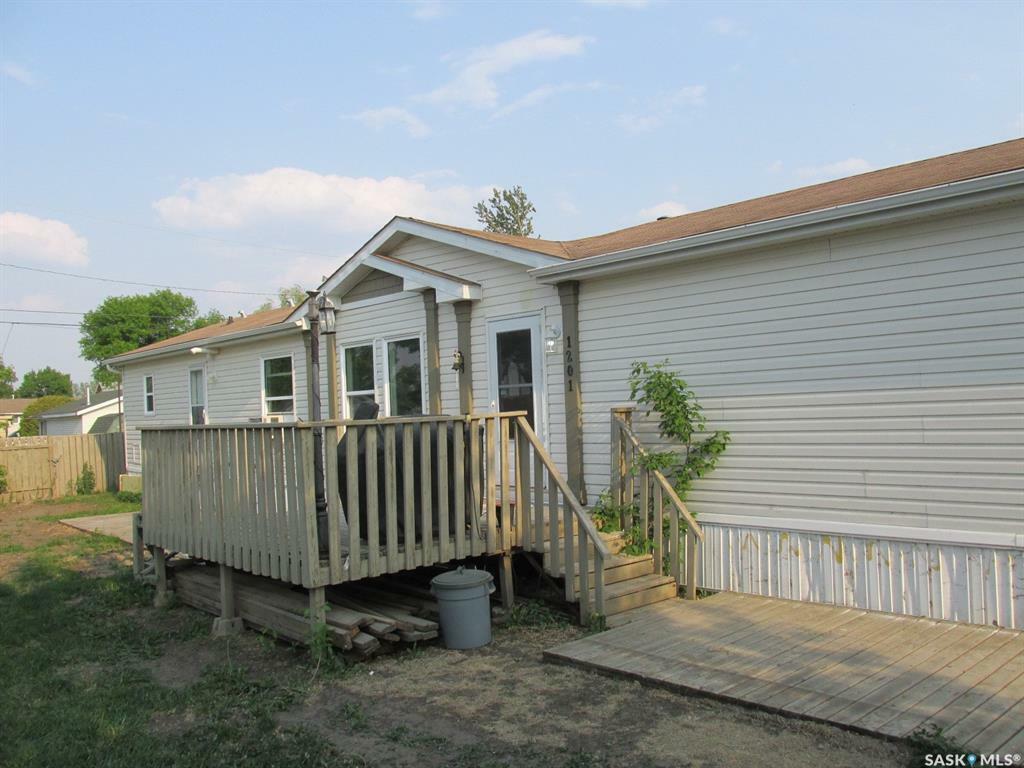 Property Photo: 1201 3rd Street W SK S0E 1E0