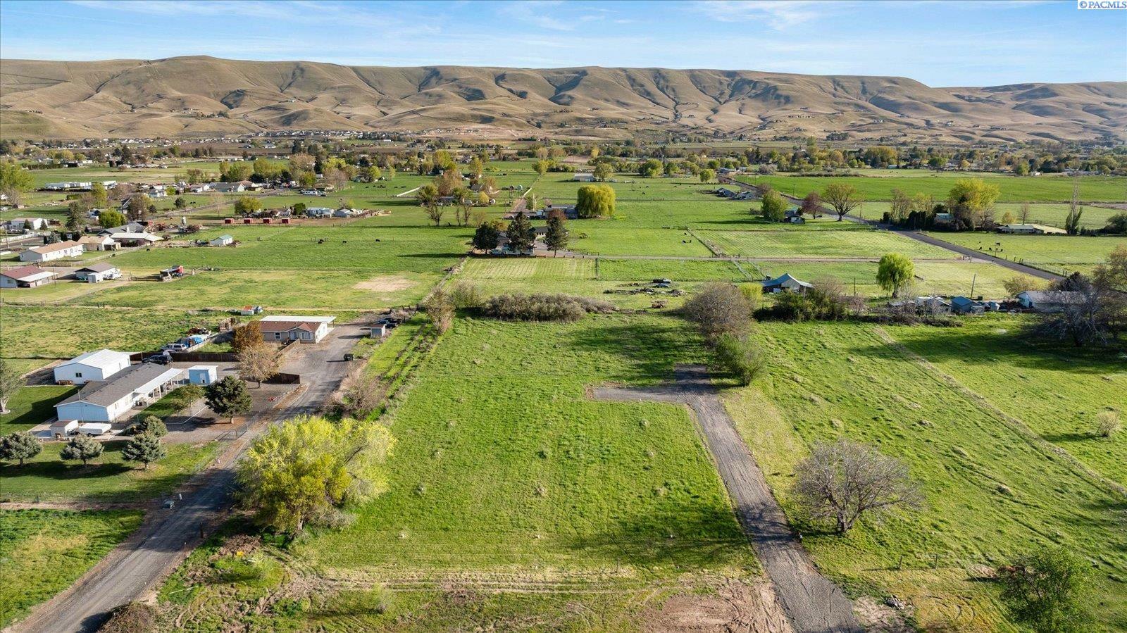 Property Photo: Nka S Missimer Road Lot 2 WA 99350