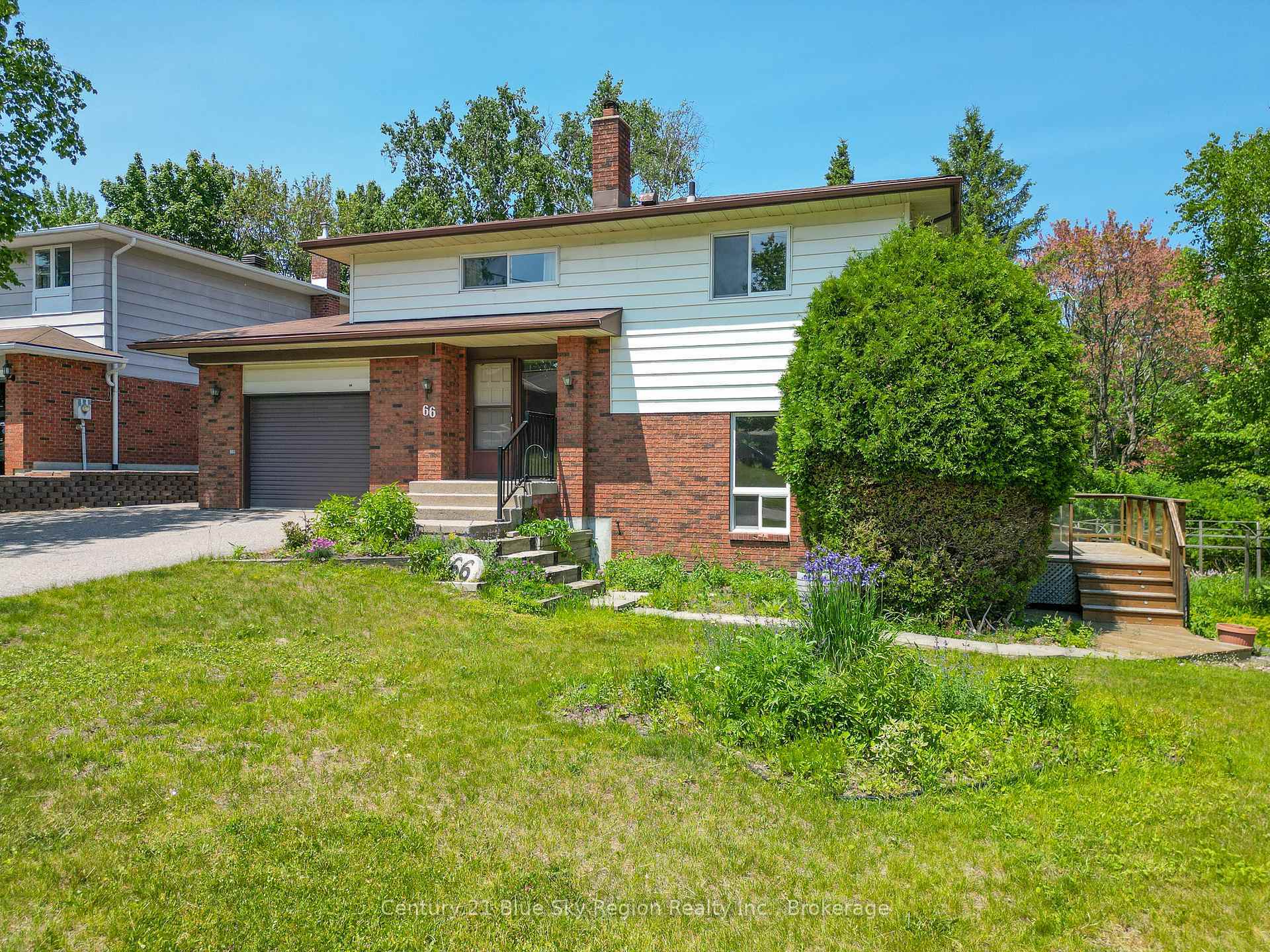 Photo de la propriété: 66 Sable Crescent ON P1A 3X7