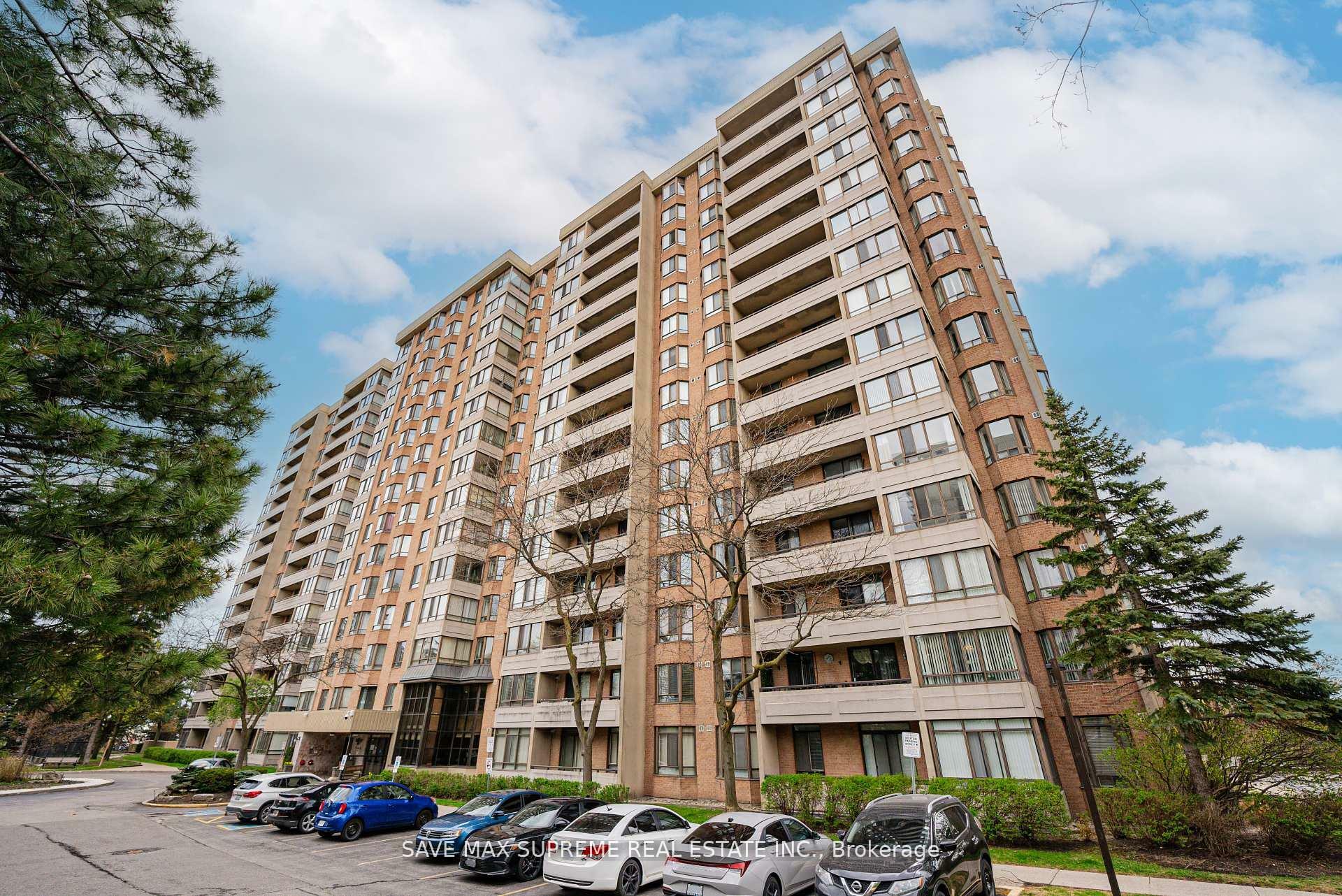 Property Photo: 5 Lisa Street 1507 ON L6T 4T4