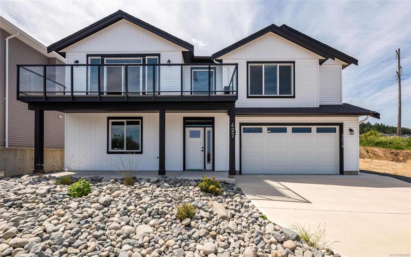 Property Photo: 427 Colonia Dr S BC V9G 0B8