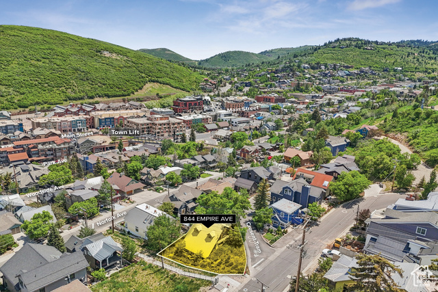 Property Photo: 844 Empire Ave UT 84060