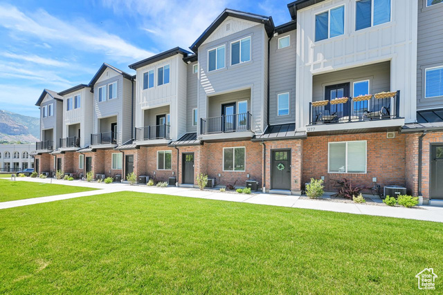 Property Photo: 1281 16th St 1281 UT 84404