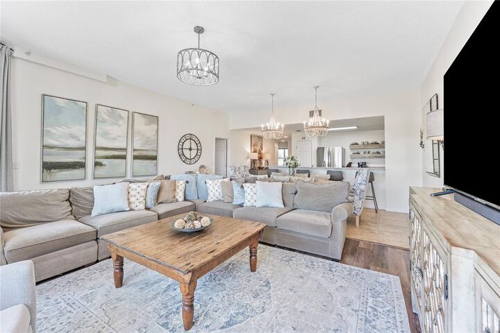 Property Photo: 403 Tarpon Avenue FL 32034