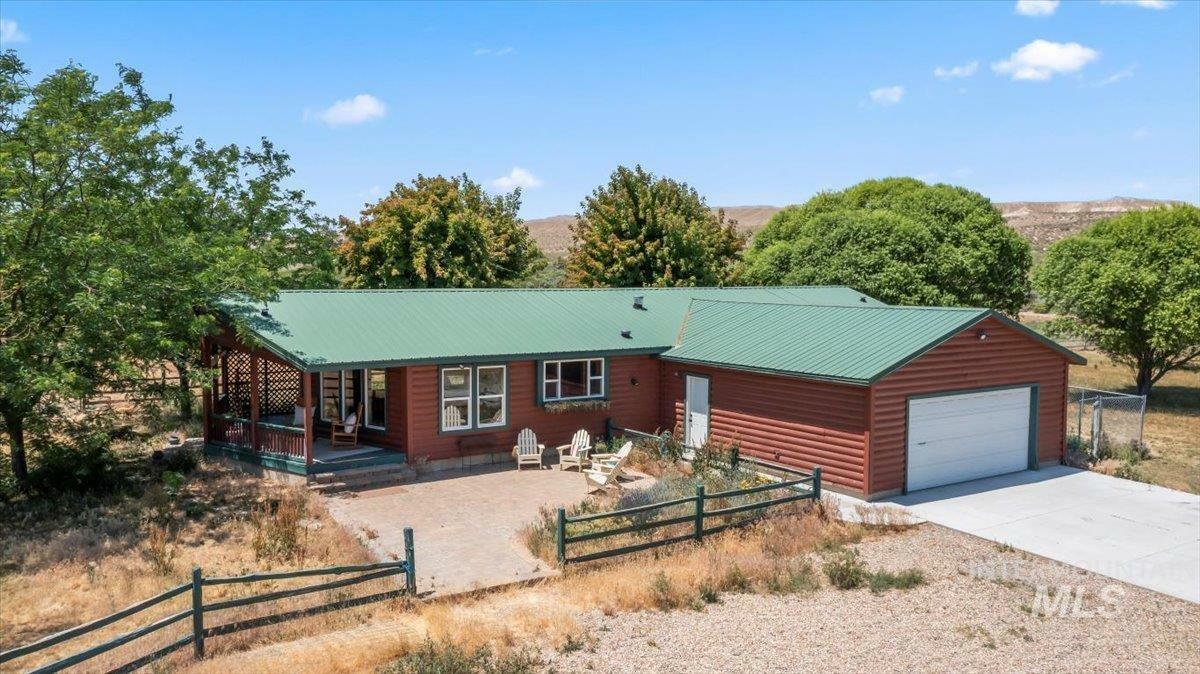 Property Photo: 16635 Bates Creek Rd ID 83650