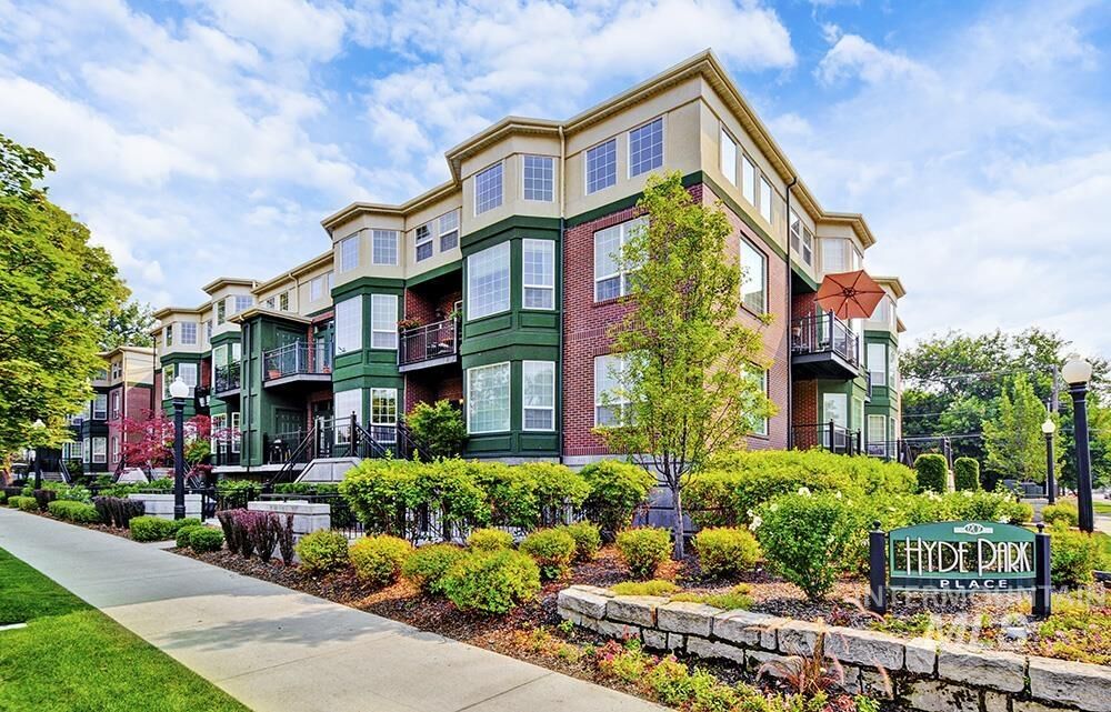 Property Photo: 1207 W Fort St 104 ID 83702