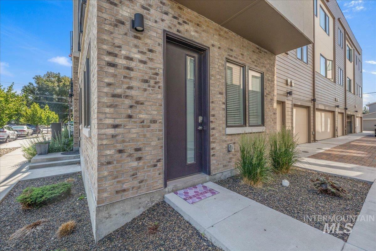 Property Photo:  2775 W Stewart Ave  ID 83702 
