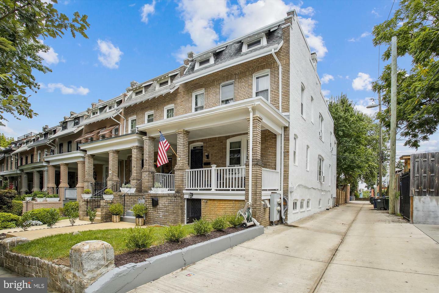 Property Photo:  1407 Shepherd Street NW  DC 20011 