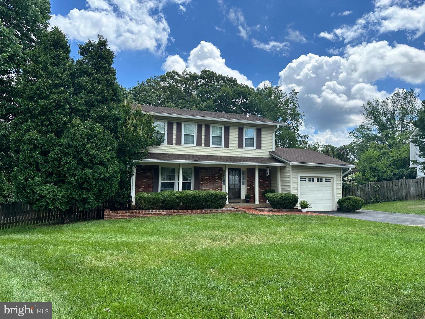 8953 Jasmine Court  Manassas VA 20110 photo