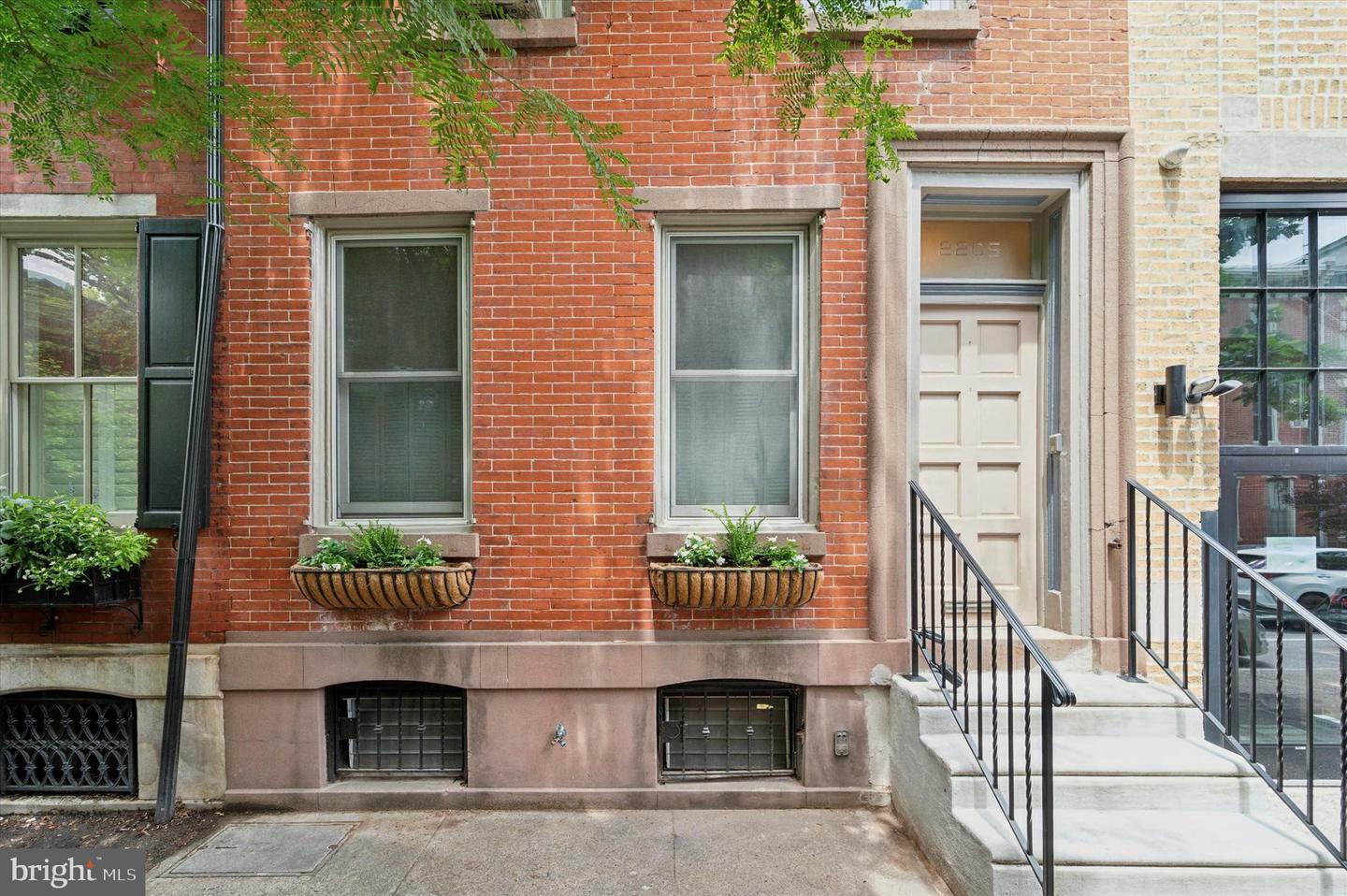 Property Photo: 2205 Pine Street PA 19103