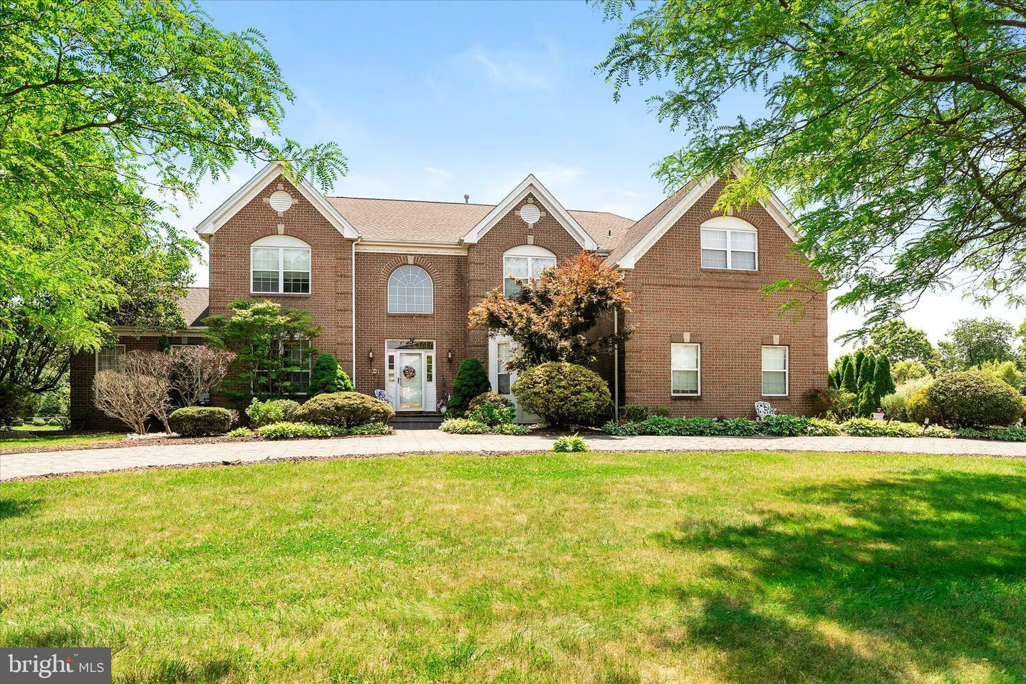 9 Denise Drive  Allentown NJ 08501 photo