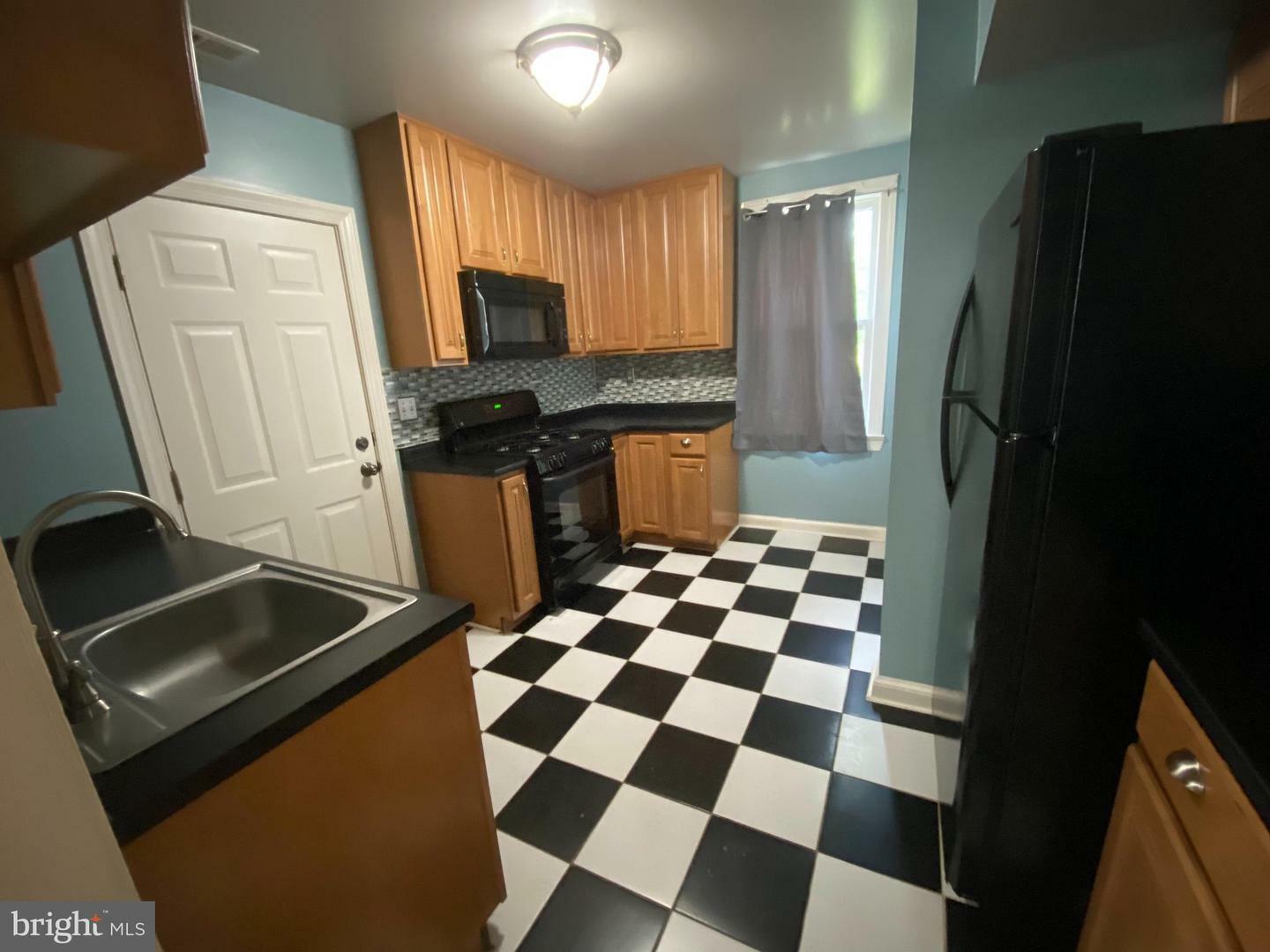 Property Photo: 226 Charles Street VA 22401