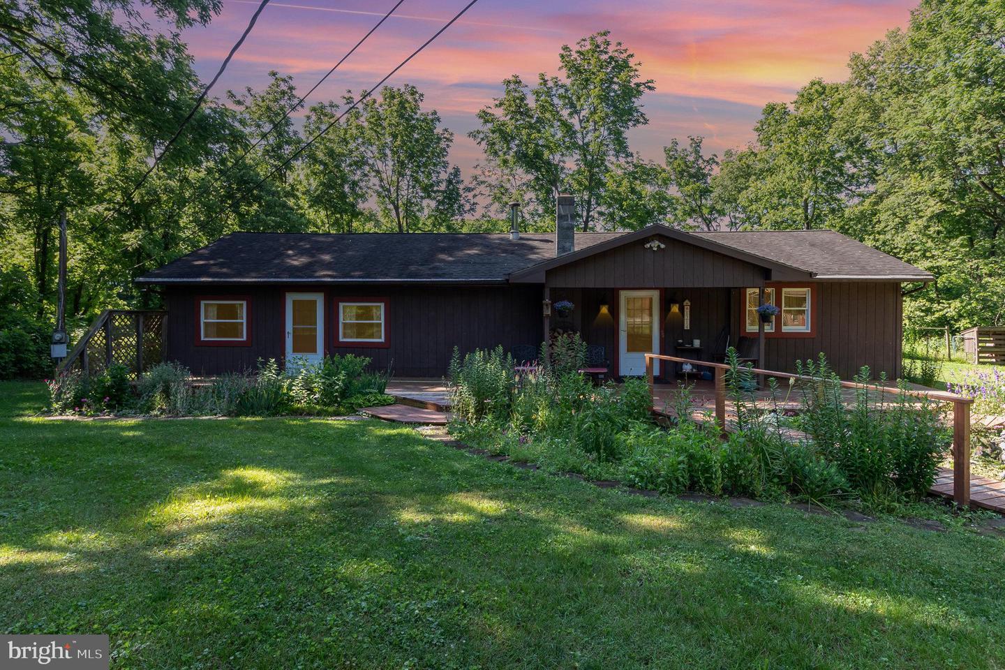 Property Photo:  1214 Minnich Road  PA 17055 