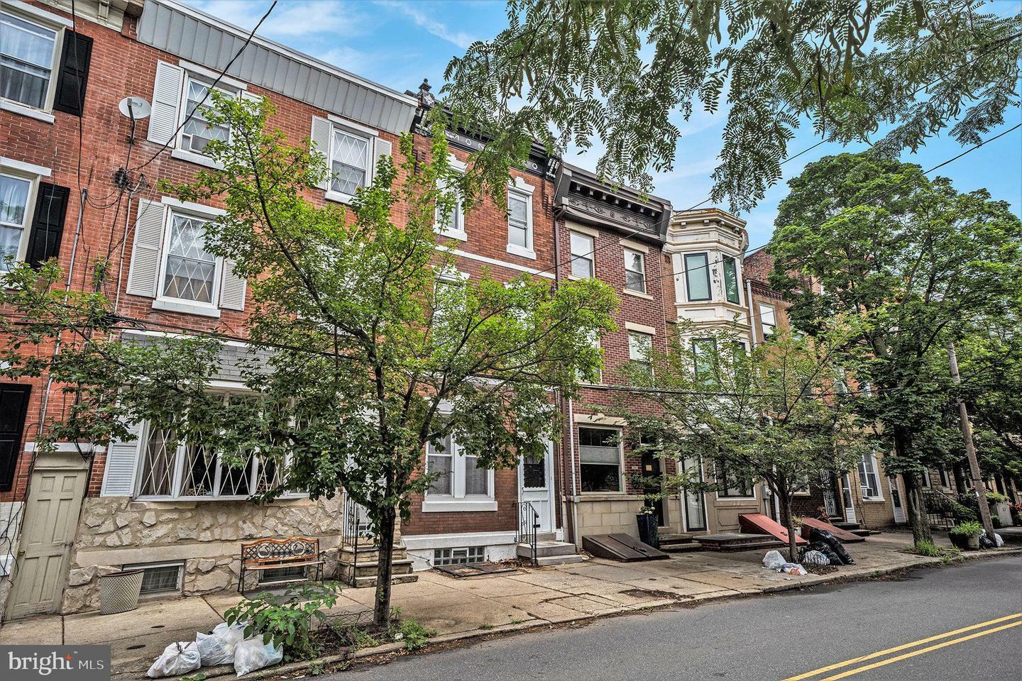 Property Photo: 527 Christian Street PA 19147