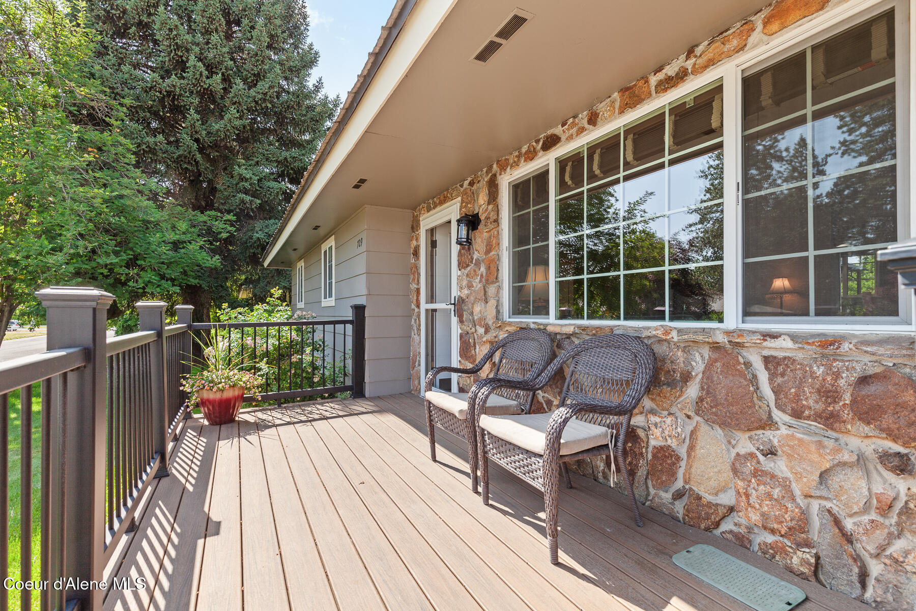 Property Photo: 709 E 14th Ave ID 83854