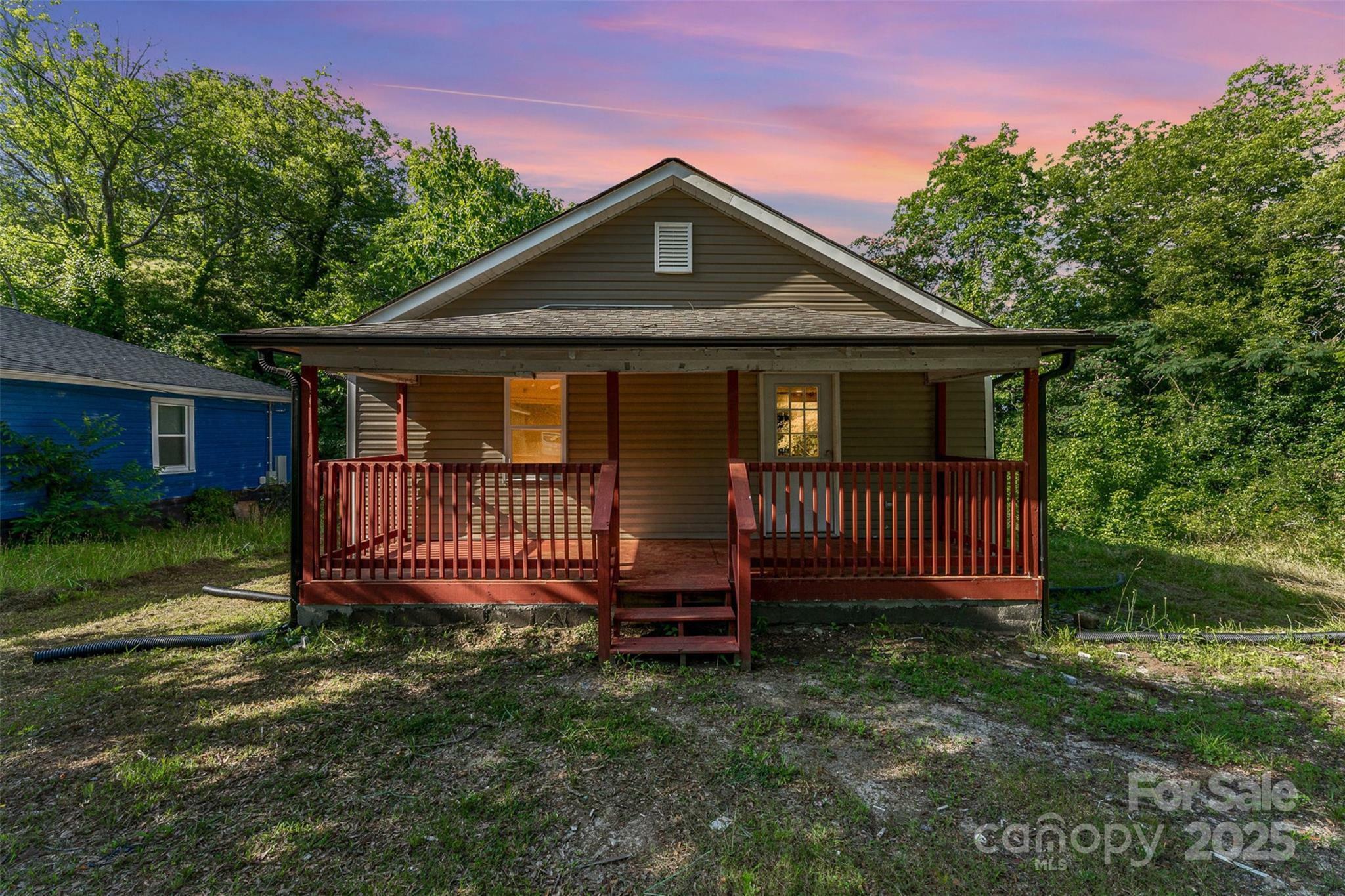 Property Photo: 408 Orange Street NC 28150