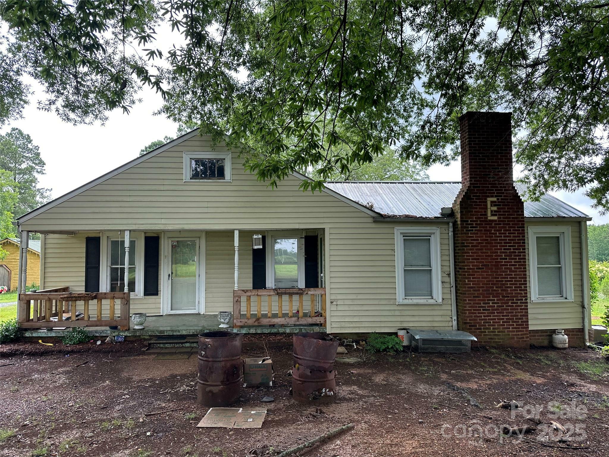 Property Photo: 30497 Orchard Lane NC 28001