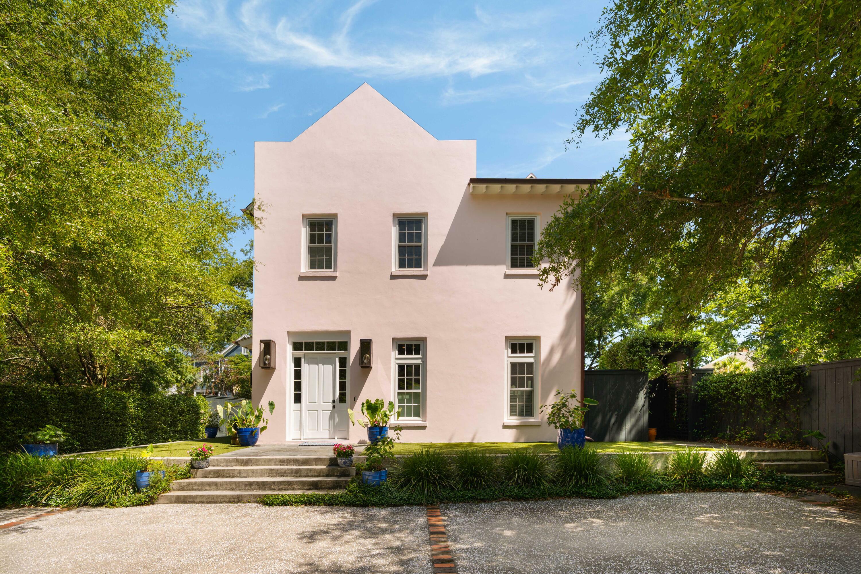 Property Photo:  429 Venning Street  SC 29464 