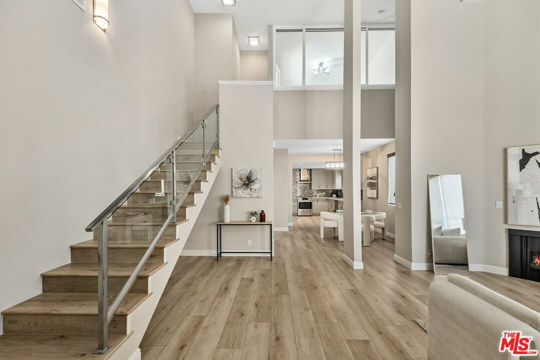 2045 Beloit Ave  Los Angeles CA 90025 photo