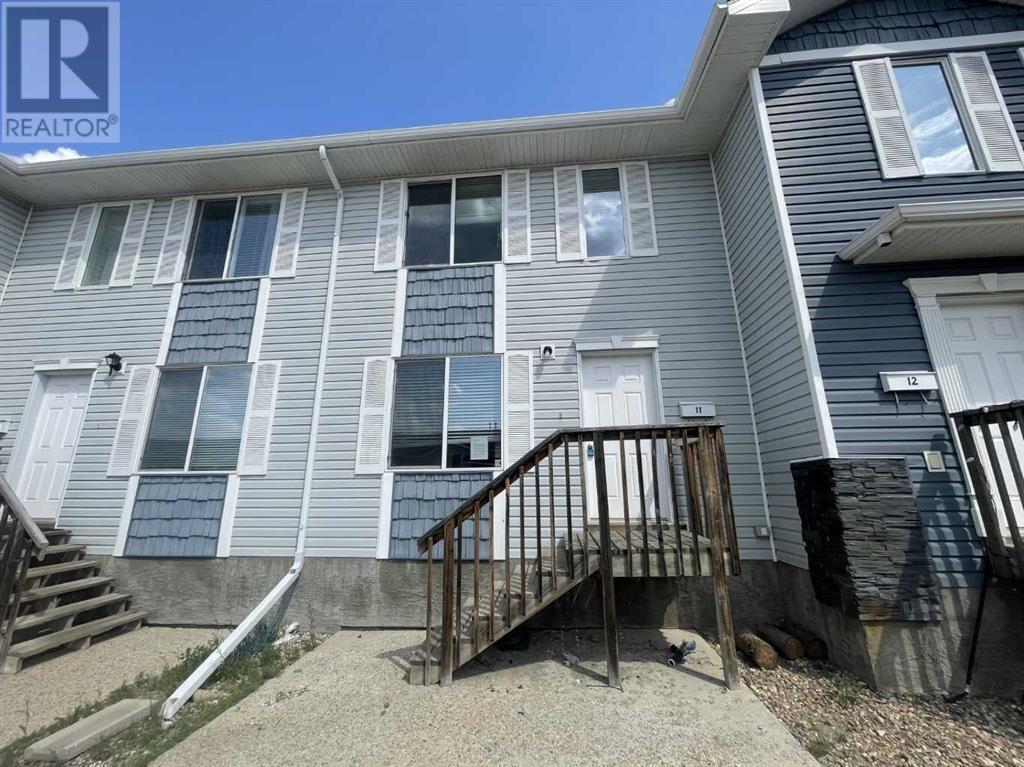 Property Photo: 4729 18 Street SK S9V 1P3
