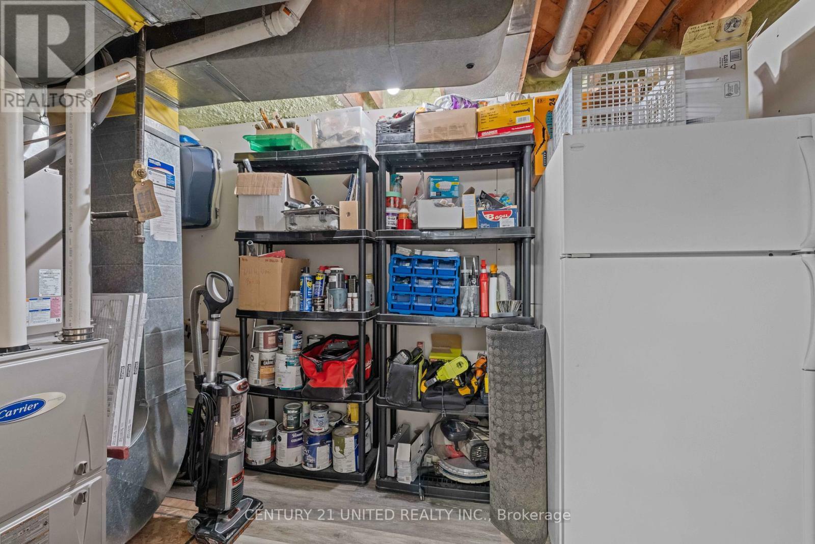Property Photo: 1382 Gordon Avenue ON K9J 6H4