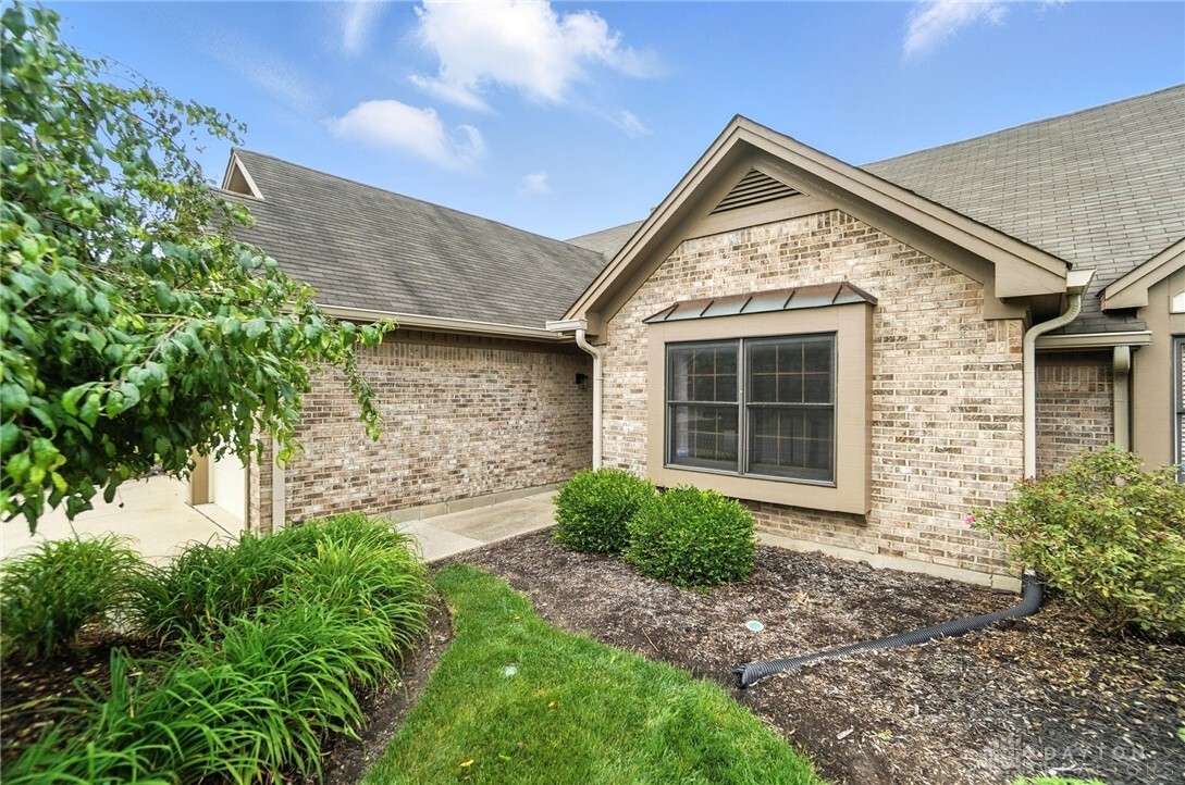 Property Photo:  6821 Tifton Green Trail  OH 45459 