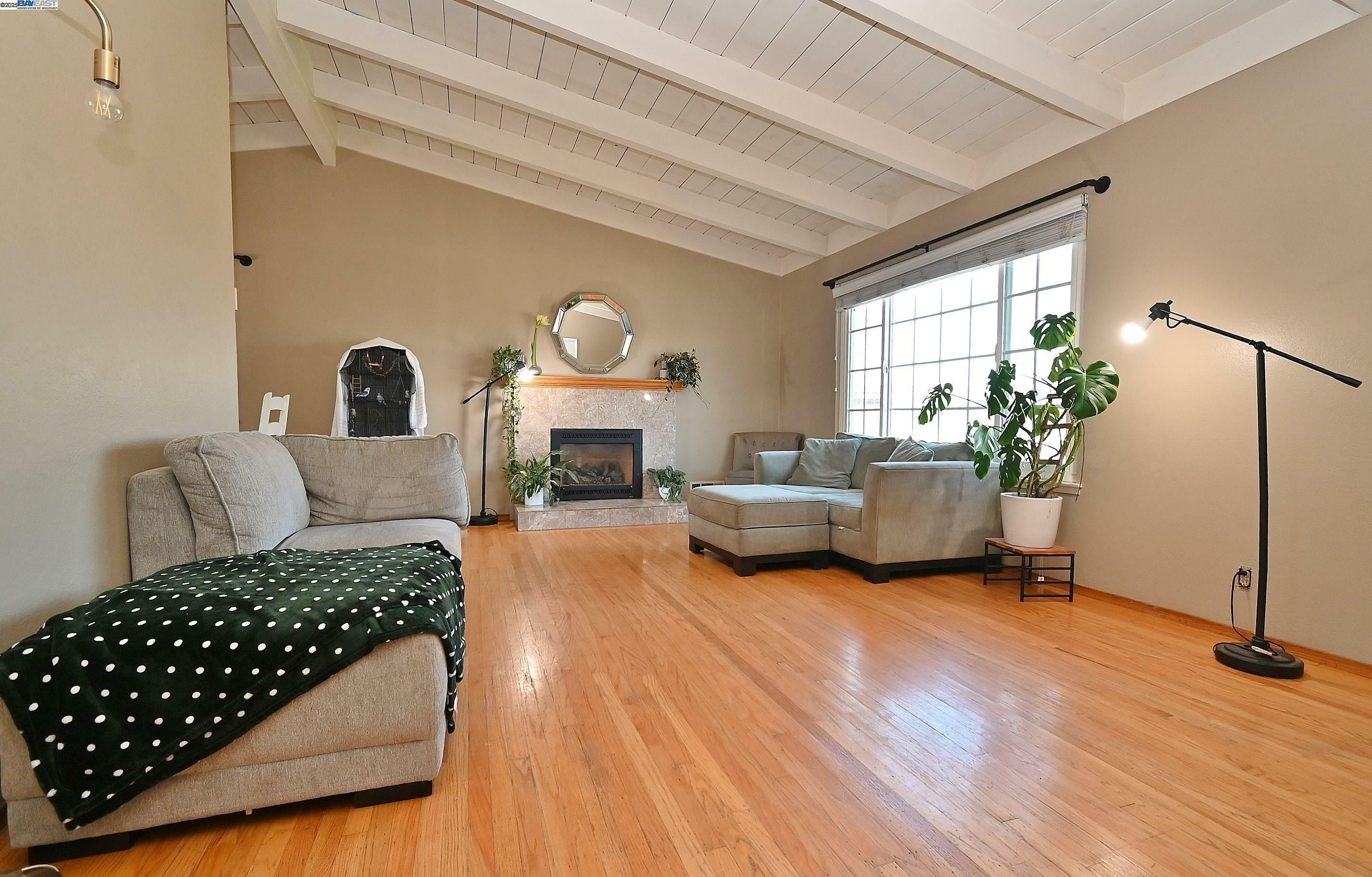 Property Photo:  19641 Betrose Ct  CA 94546 