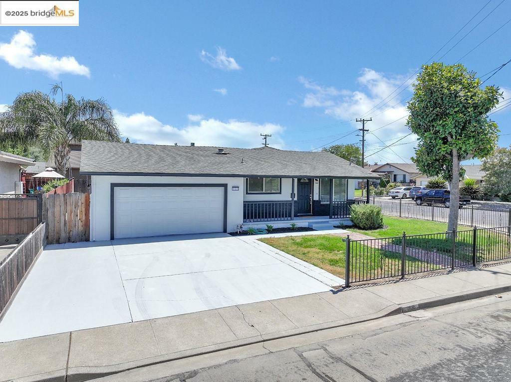 188 Curtis Dr  Brentwood CA 94513 photo