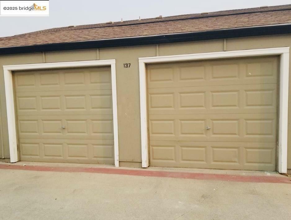 Property Photo: 137 Rainier Ln CA 94509