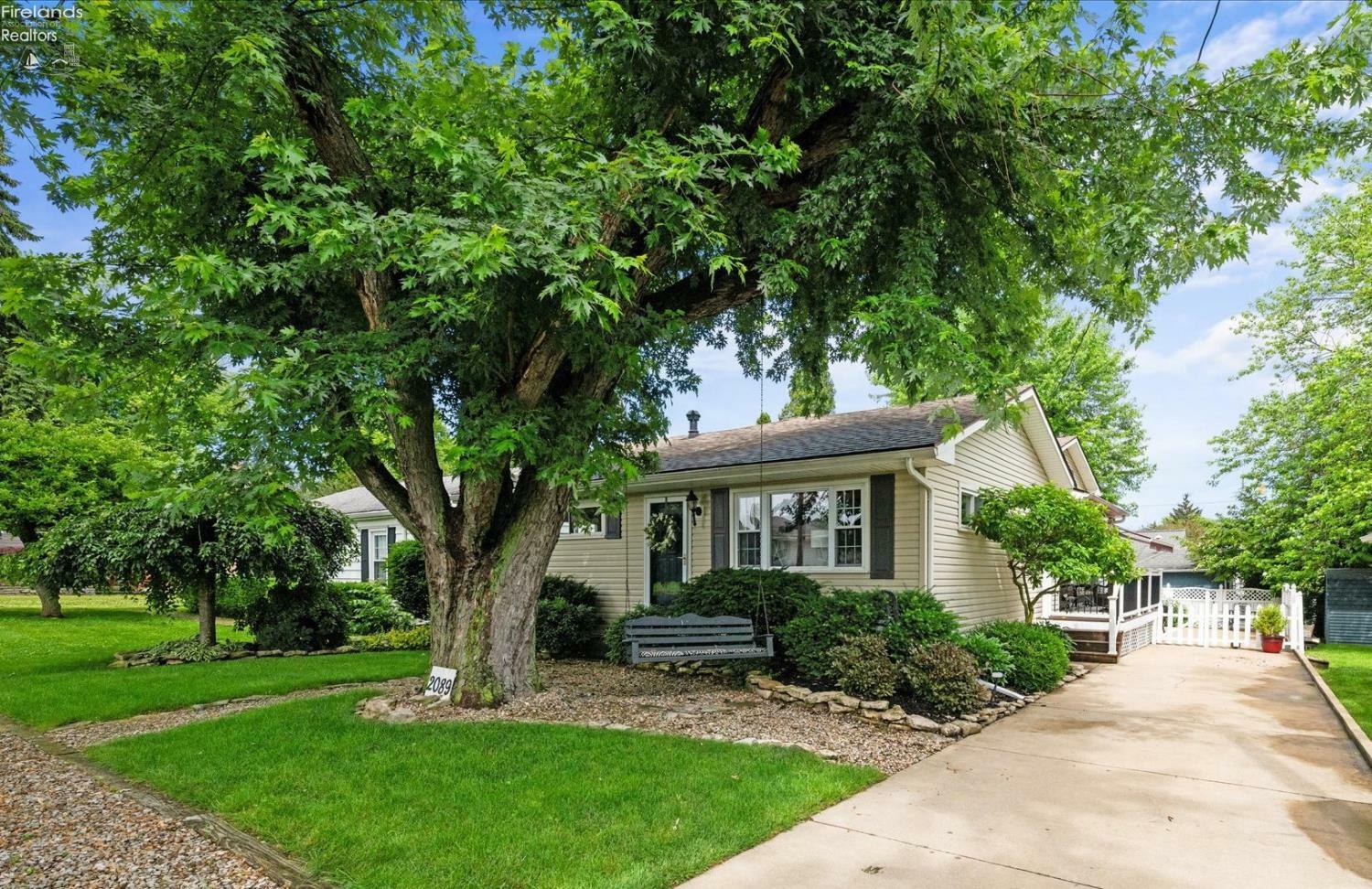 2089 Willow Cove  Marblehead OH 43440 photo