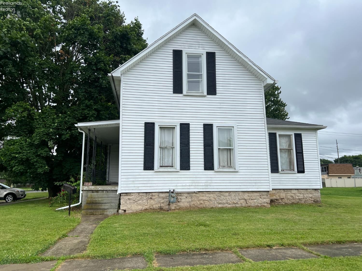 Property Photo:  643 N Fifth Street  OH 43420 