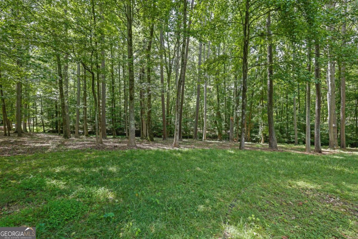 Property Photo: 6896 Heardsville Road GA 30028