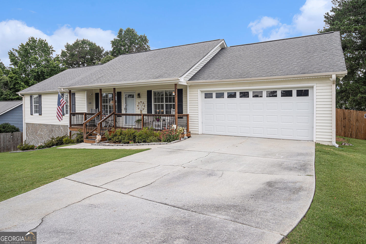 Property Photo:  1250 Timber Walk Drive  GA 30052 