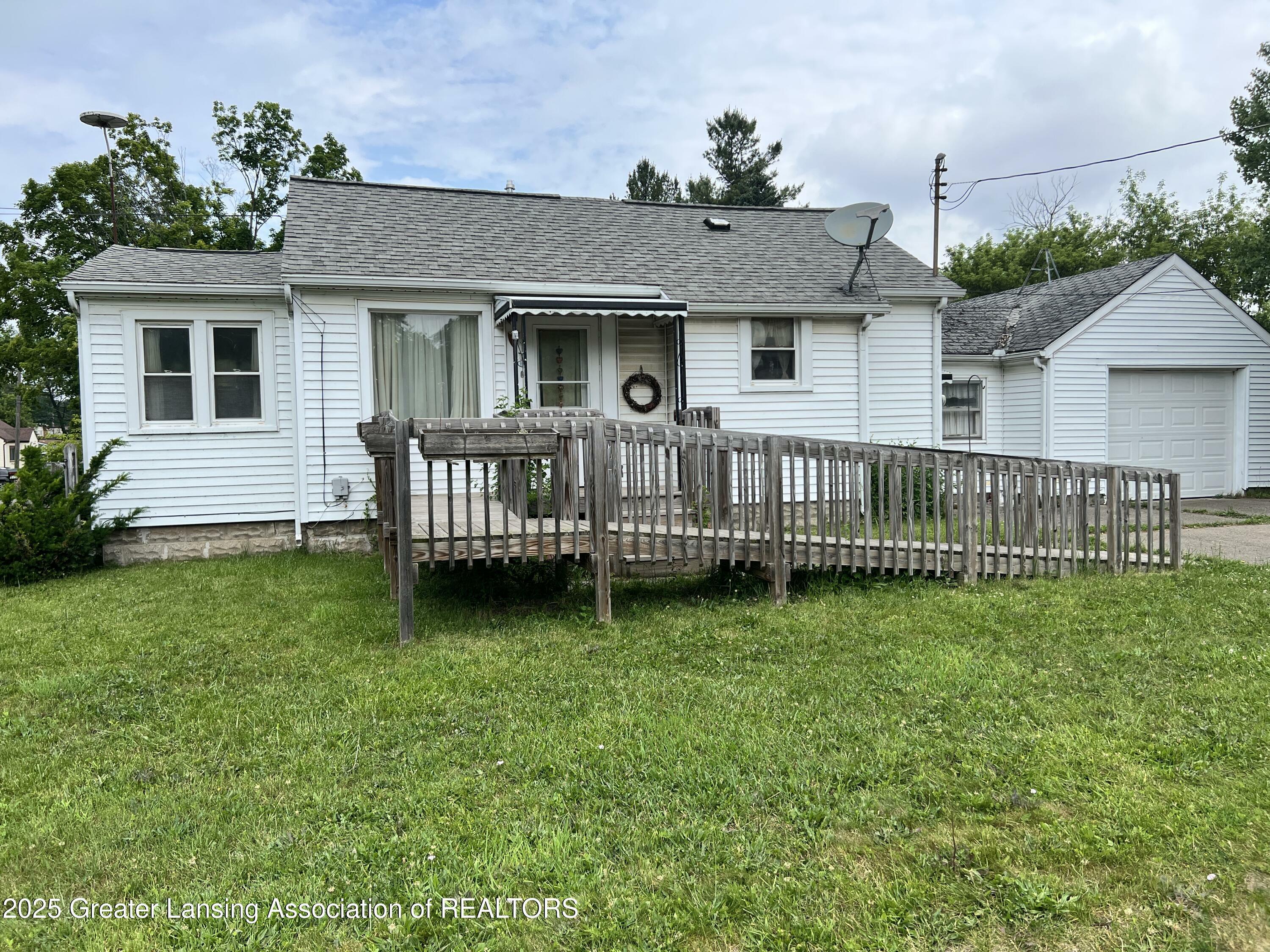 Property Photo:  500 N Catherine Street  MI 48917 