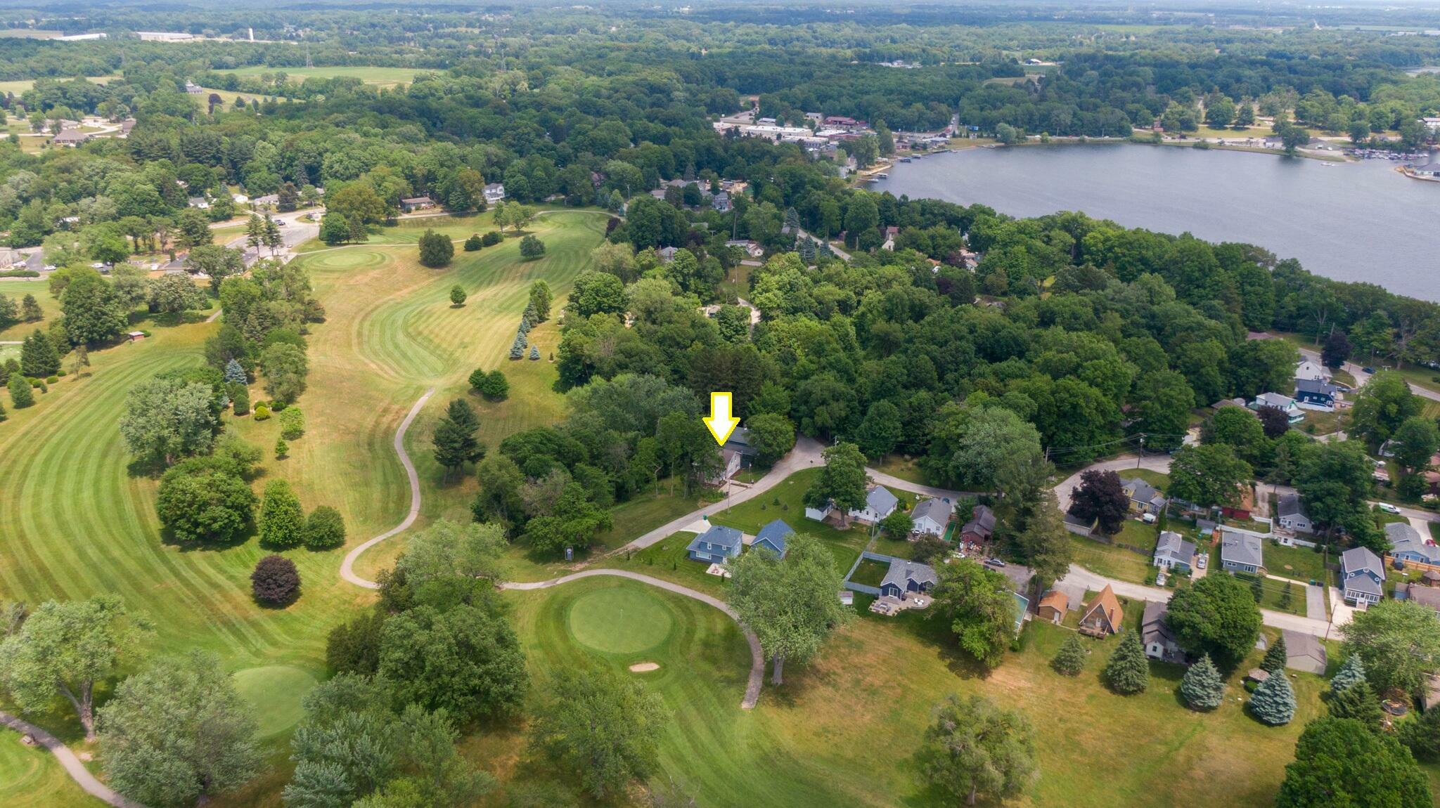 Property Photo: 208 Ardmore Avenue IN 46350