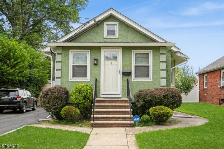 2277 Price St  Rahway City NJ 07065 photo