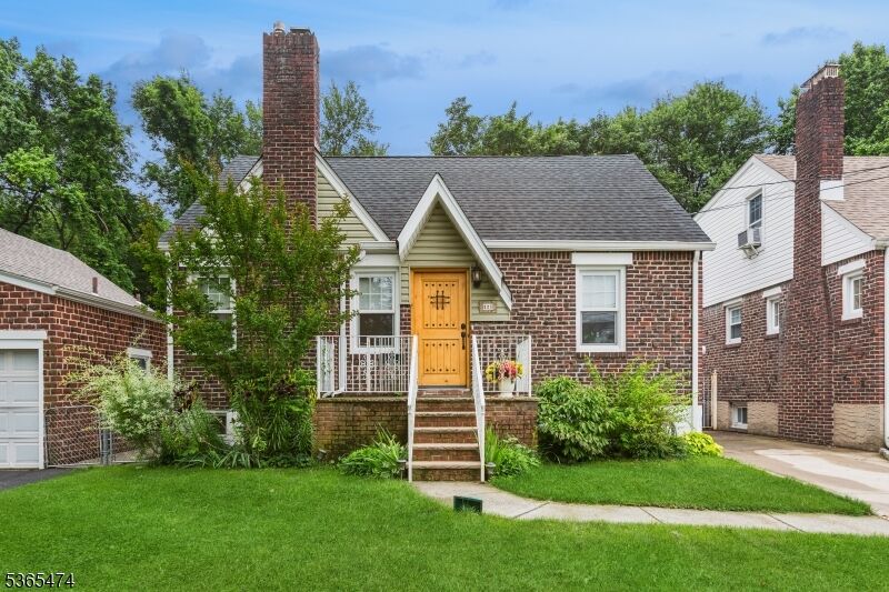 Property Photo: 321 Salem Rd NJ 07083