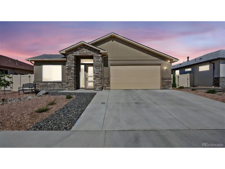 Property Photo:  681 Eadin Ln  CO 81504 