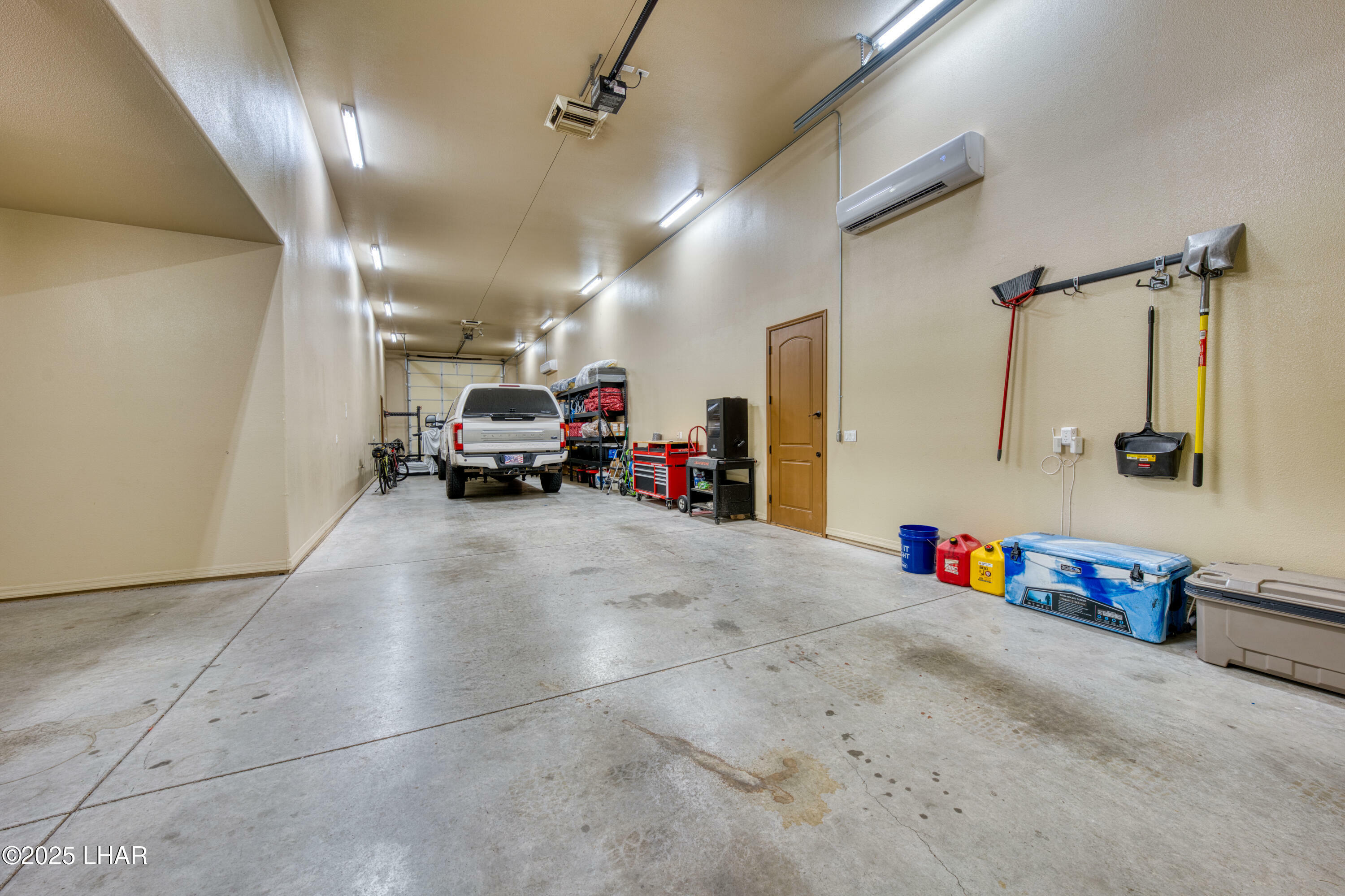 Property Photo: 2211 Bryce Dr AZ 86406