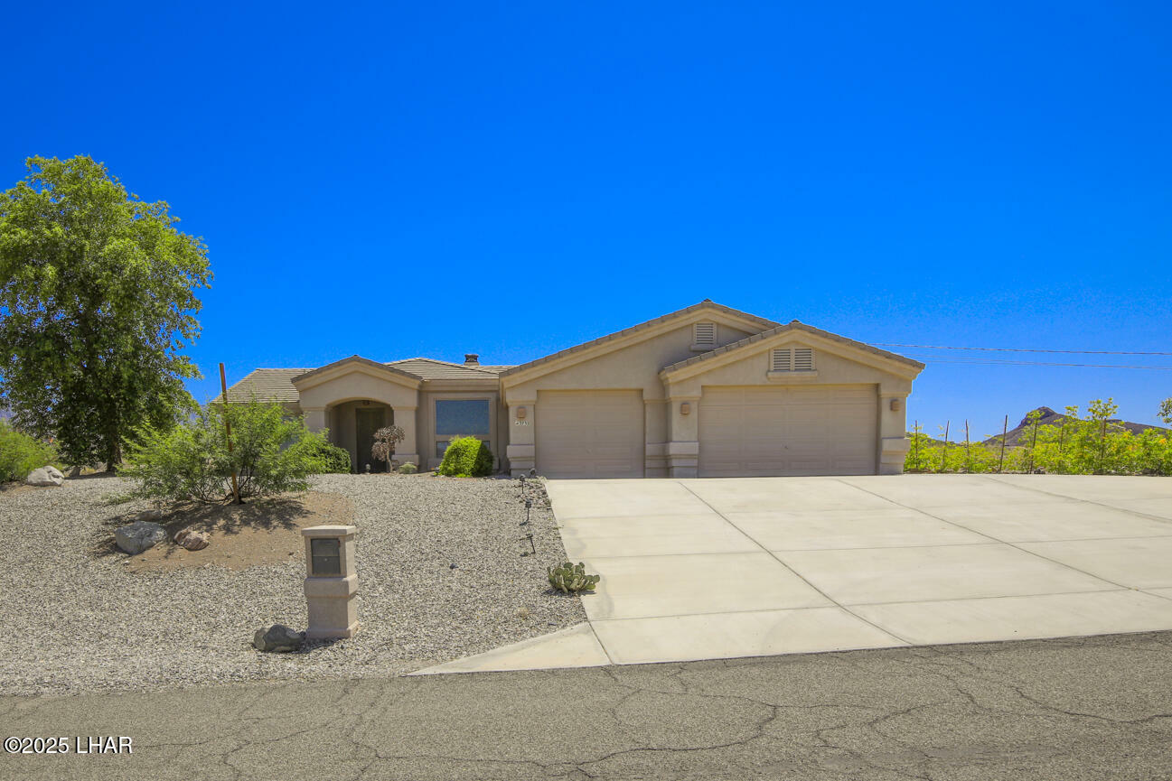 Property Photo: 3732 Hiawatha Dr AZ 86404