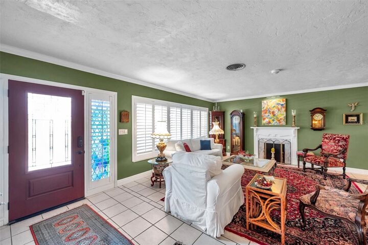 Property Photo: 3898 49th Avenue S FL 33711
