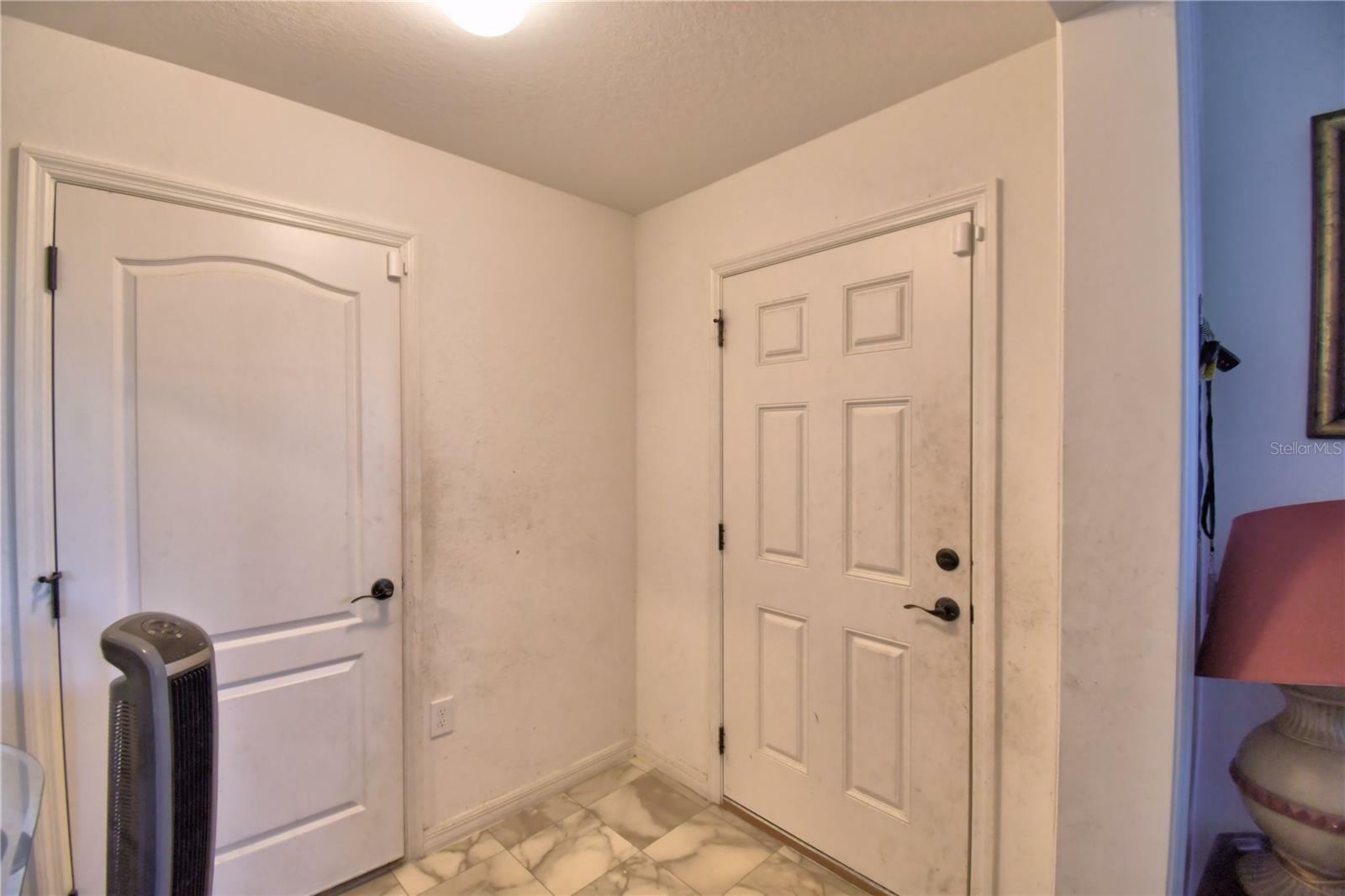 Property Photo: 286 Cove At Eagle Lake Circle FL 33839