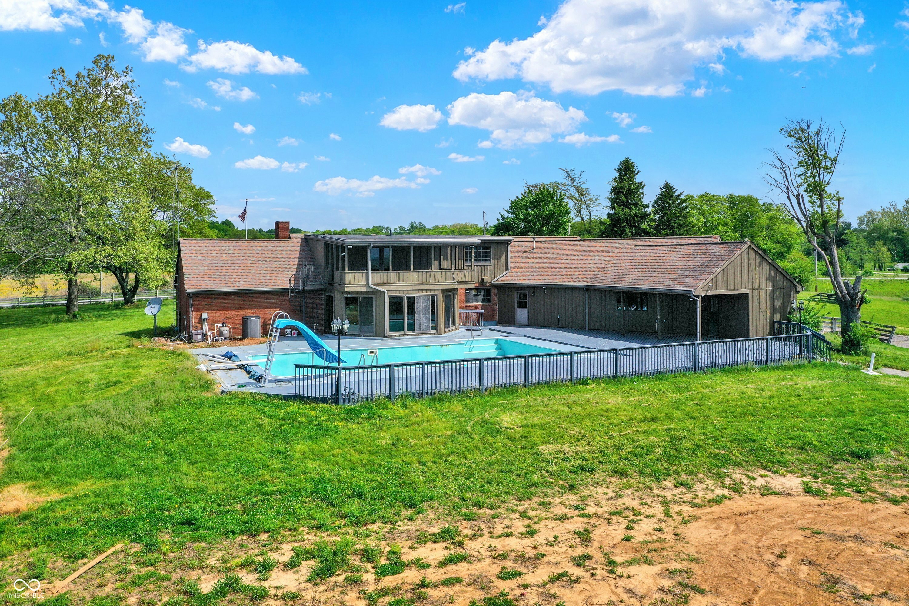 Property Photo: 7165 W State Road 252 Road W IN 46124