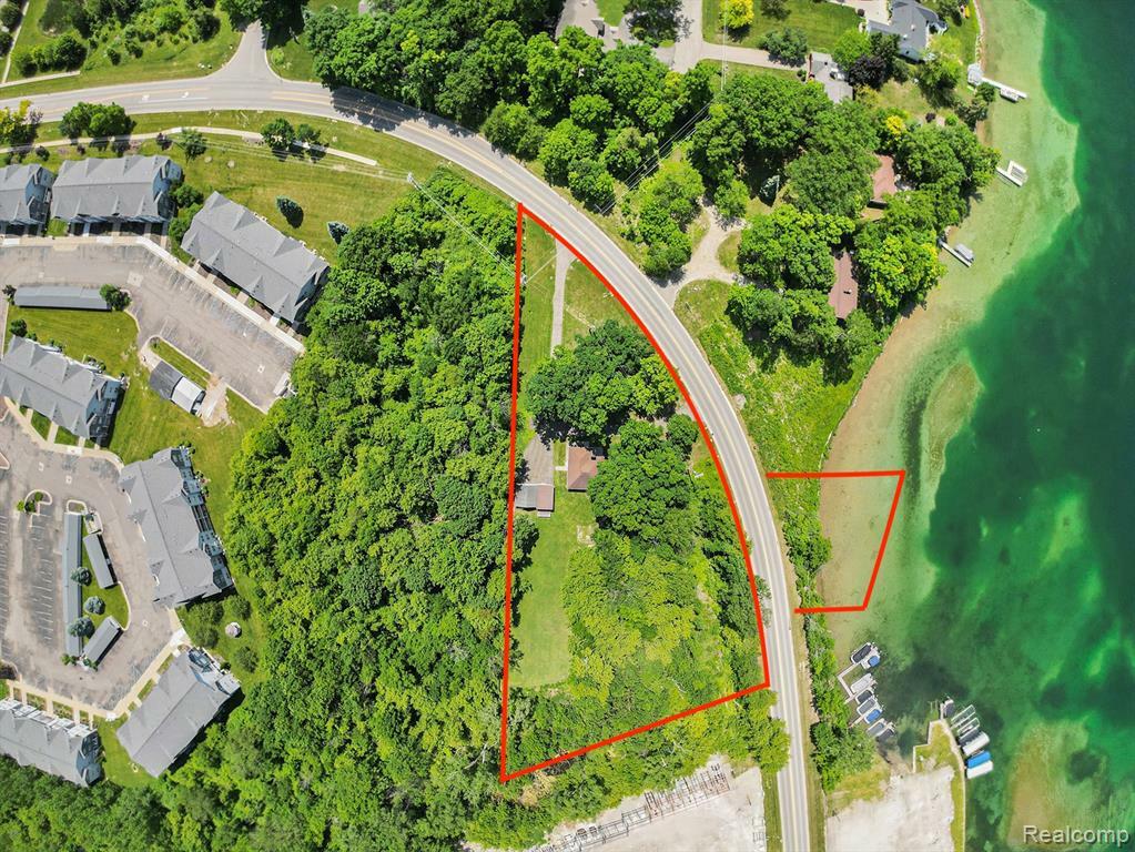 Property Photo: 3382 W Silver Lake Road MI 48430 1375