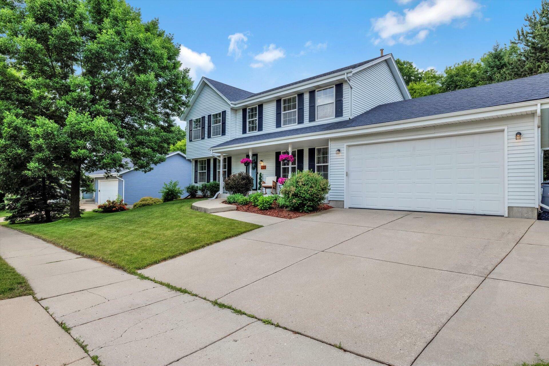 Property Photo:  2323 N University Dr  WI 53188 