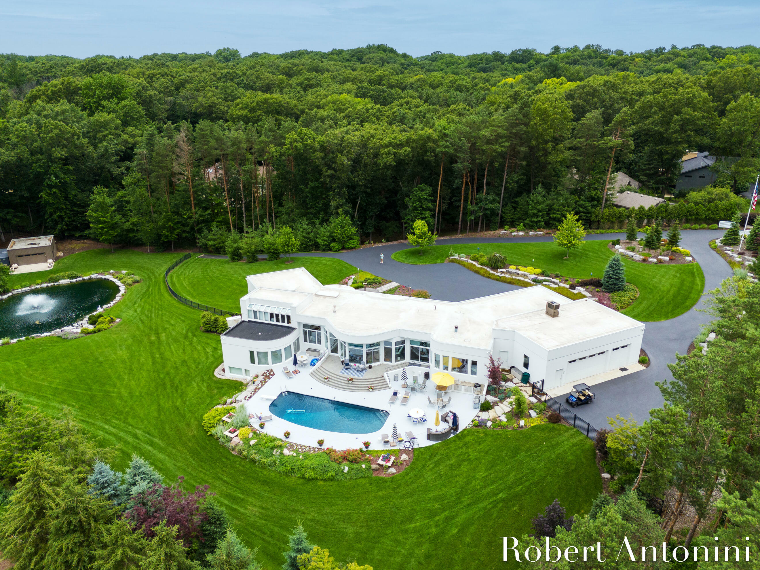 Property Photo: 1835 Linson Court SE MI 49546