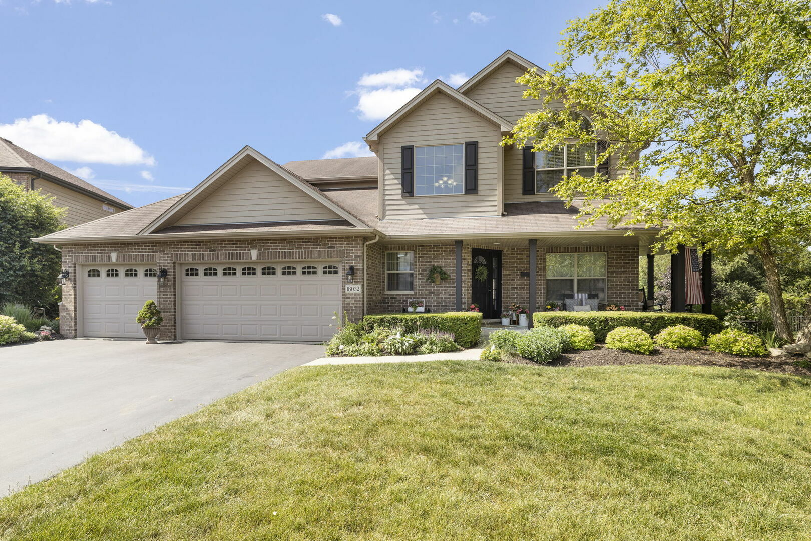 Property Photo: 18032 S McCabe Lane IL 60441